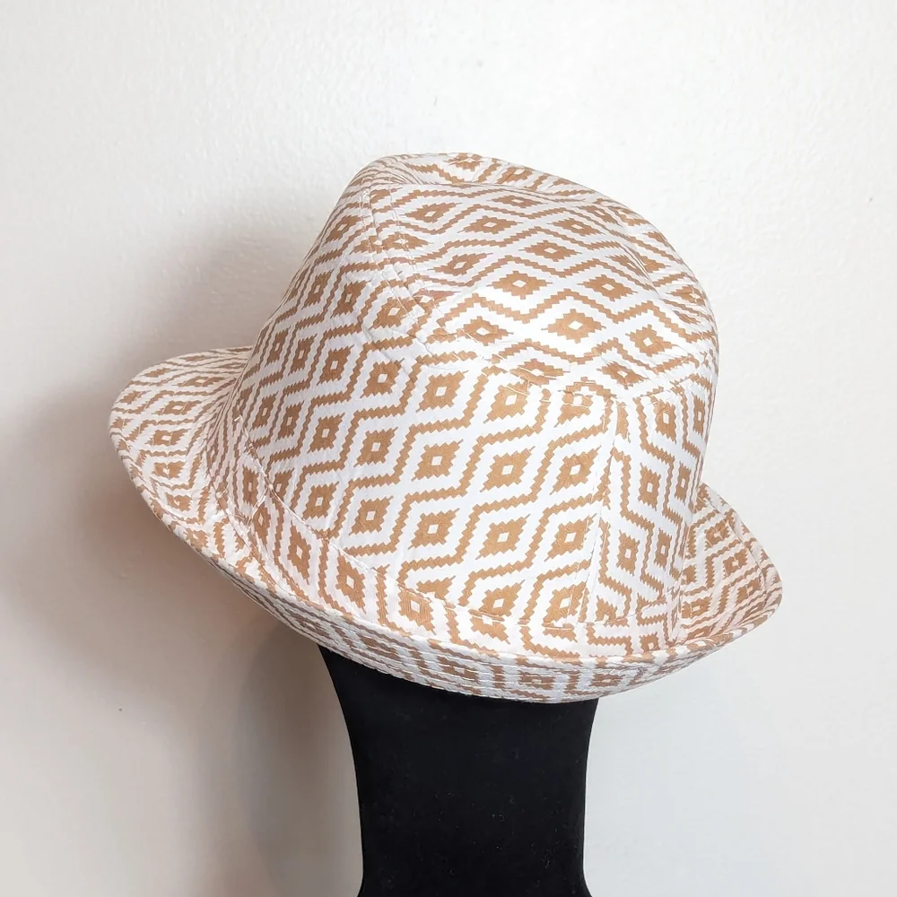 White‎ and Brown Fedora